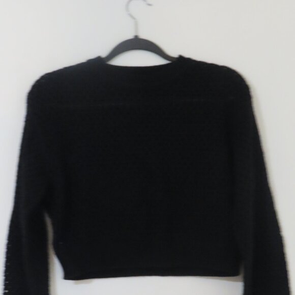 Like New H&M Hole Knit Cropped Sweater Size 16/18 Kids - Picture 3 of 5